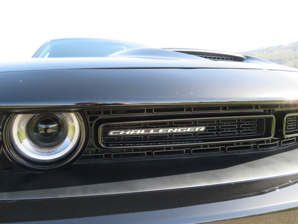 Dodge Challenger SRT 6.4 V8 Hemi Coupé